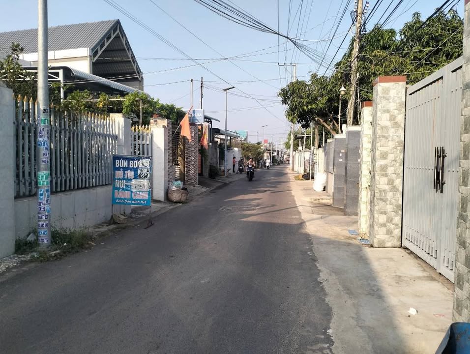 Đất thổ cư 95m² tại Long Hải, Bà Rịa - Vũng Tàu giá chỉ 1.25 tỷ - Cơ hội đầu tư tuyệt vời!