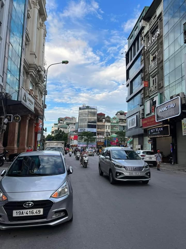 Nhà mặt phố Nam Đồng, Đống Đa 60m² giá thỏa thuận - Kinh doanh đỉnh cao!