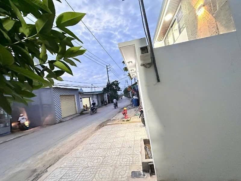 Nhà mặt tiền đường Phạm Văn Sáng, Bình Chánh 28m² giá 1.655 tỷ - Kinh doanh thuận lợi!