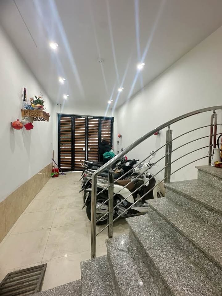 Nhà 4 tầng Bùi Xương Trạch, Thanh Xuân, 35m² giá 7 tỷ - Chính chủ cần bán gấp!