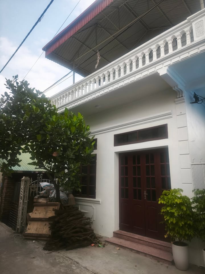 Nhà 2 tầng 80m² tại Quang Minh, Mê Linh - Xách vali vào ở ngay chỉ 3 tỷ!