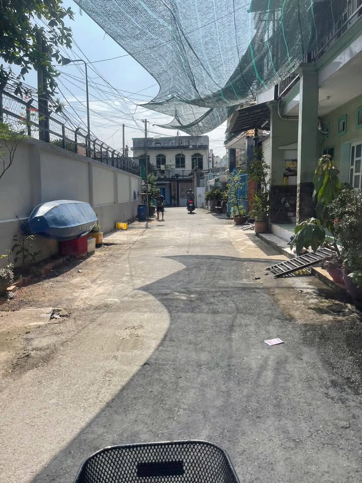 Đất Bửu Hòa Biên Hòa 68m² giá 1.6 tỷ - Sổ đỏ chính chủ, hẻm lớn thông thoáng!