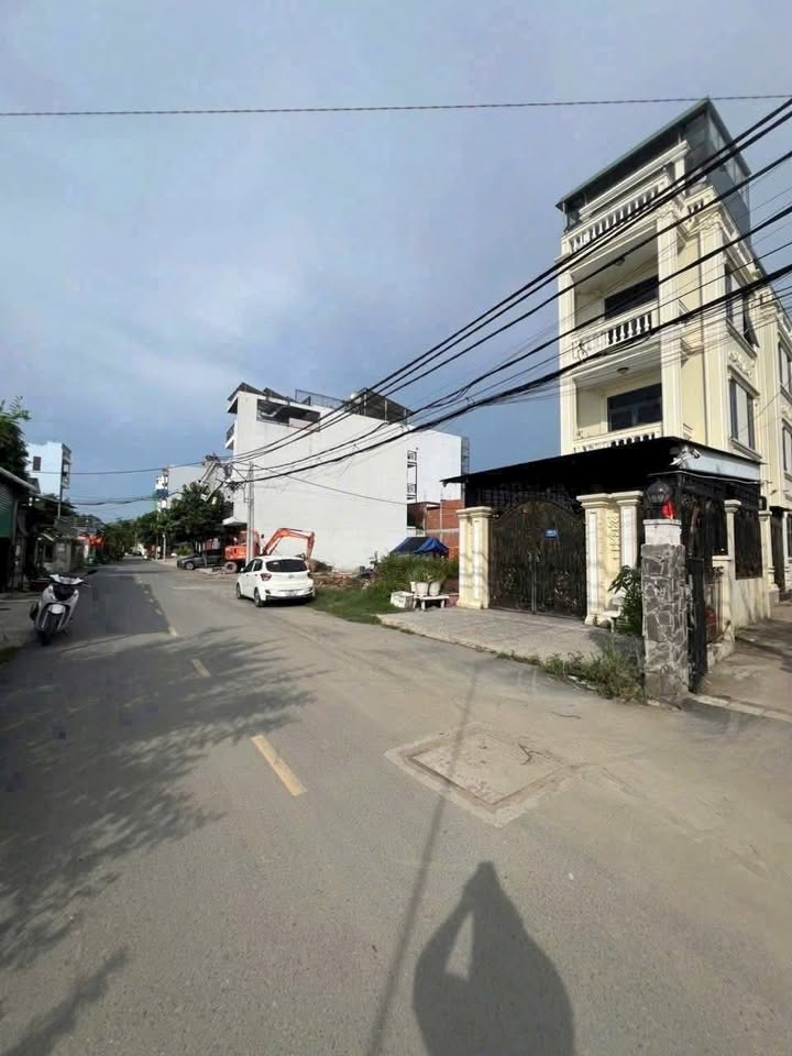 Bán đất Hẻm 301 Vườn Lài, An Phú Đông 100m² giá 9.9 tỷ - Cơ hội đầu tư tốt!