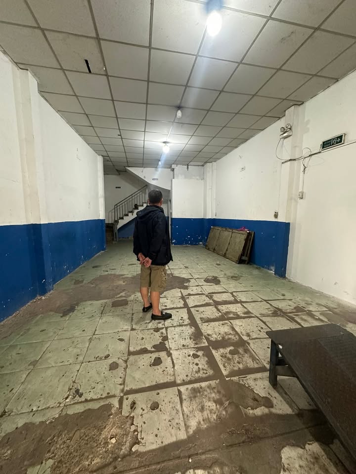 Bán gấp FrontHouse mặt tiền đường Lê Hồng Phong, Quận 10 - 63m² giá 21 tỷ, thương lượng