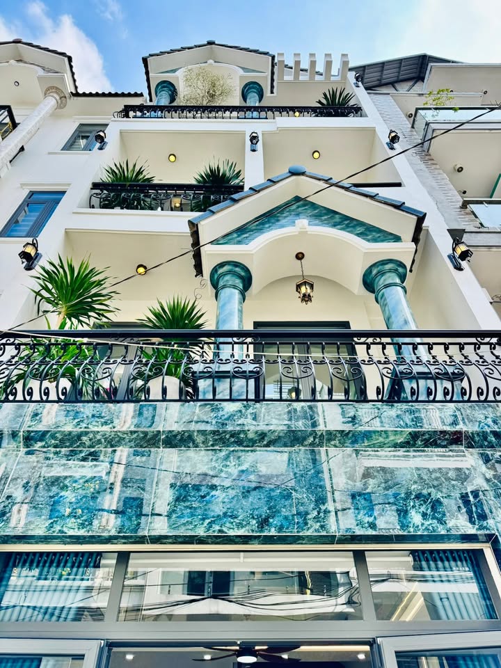 Nhà phố Gò Vấp 55m² giá 8.85 tỷ - Nhà full nội thất, gần chợ Thạch Đà!