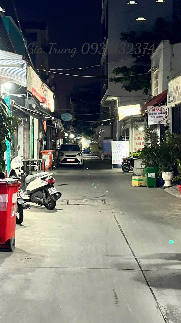 Nhà hẻm xe hơi Phú Thuận, Quận 7, 52m² giá 5.7 tỷ - Đầu tư sinh lời ngay!