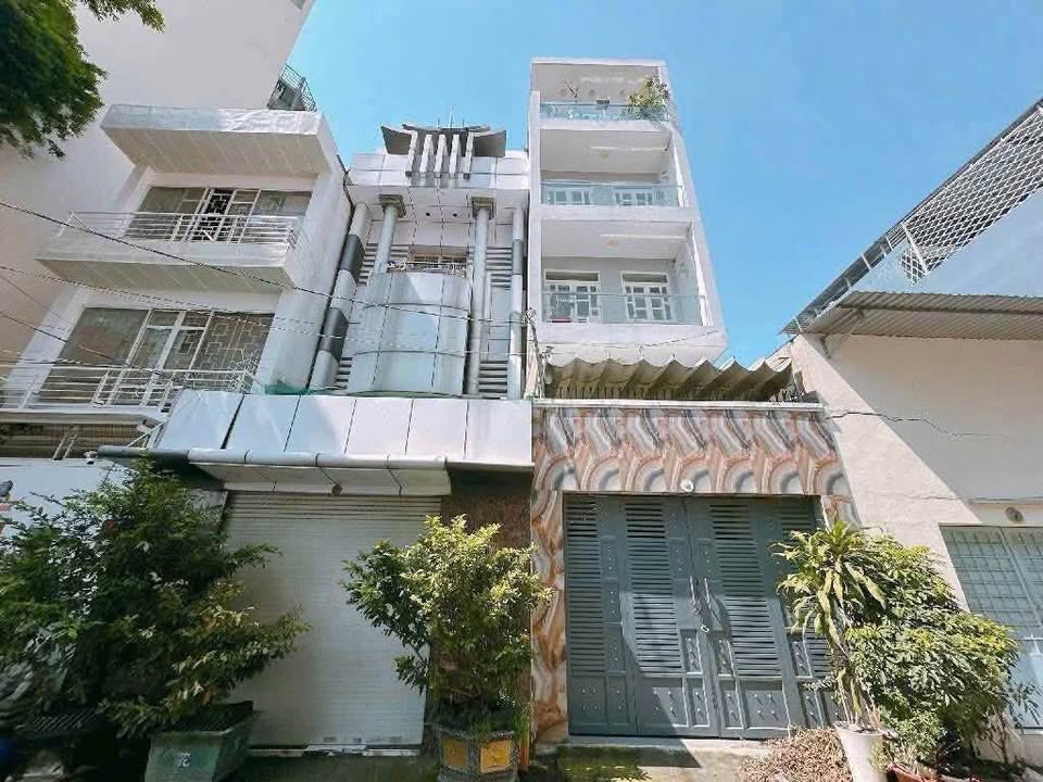 Nhà hẻm xe hơi Nguyễn Văn Linh, quận 7, 84m² giá 13.2 tỷ - Đầu tư sinh lời tại vị trí đắc địa!