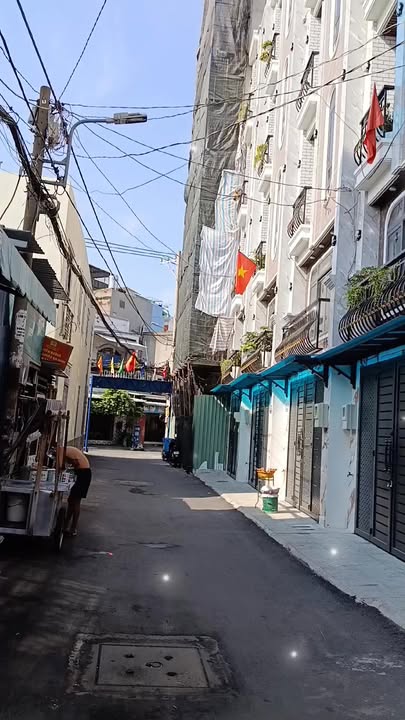 Nhà 5 tầng đường Nguyễn Tư Giản, Gò Vấp, 49m² giá 7.59 tỷ - Sẵn sàng vào ở ngay!