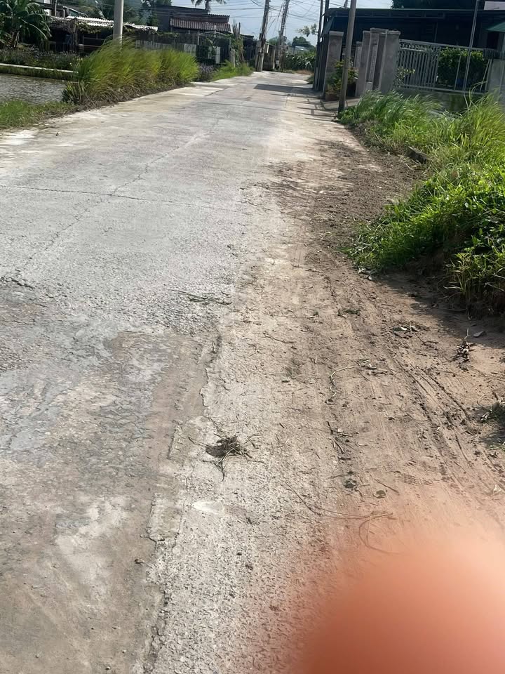 Đất thổ cư 406m² tại Tân Tiến La Gi giá 1.35 tỷ - Đầu tư sinh lời ngay!