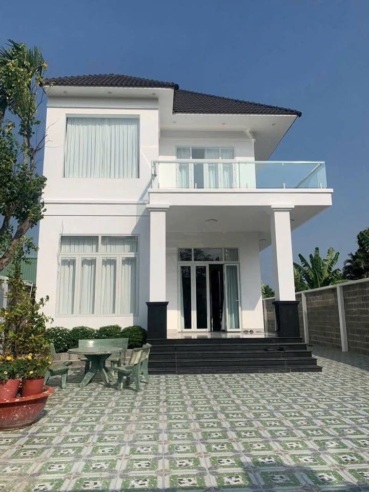 Biệt thự ven sông Chánh Nghĩa 520m² giá 7.5 tỷ - Sống xanh, sạch, đẹp!