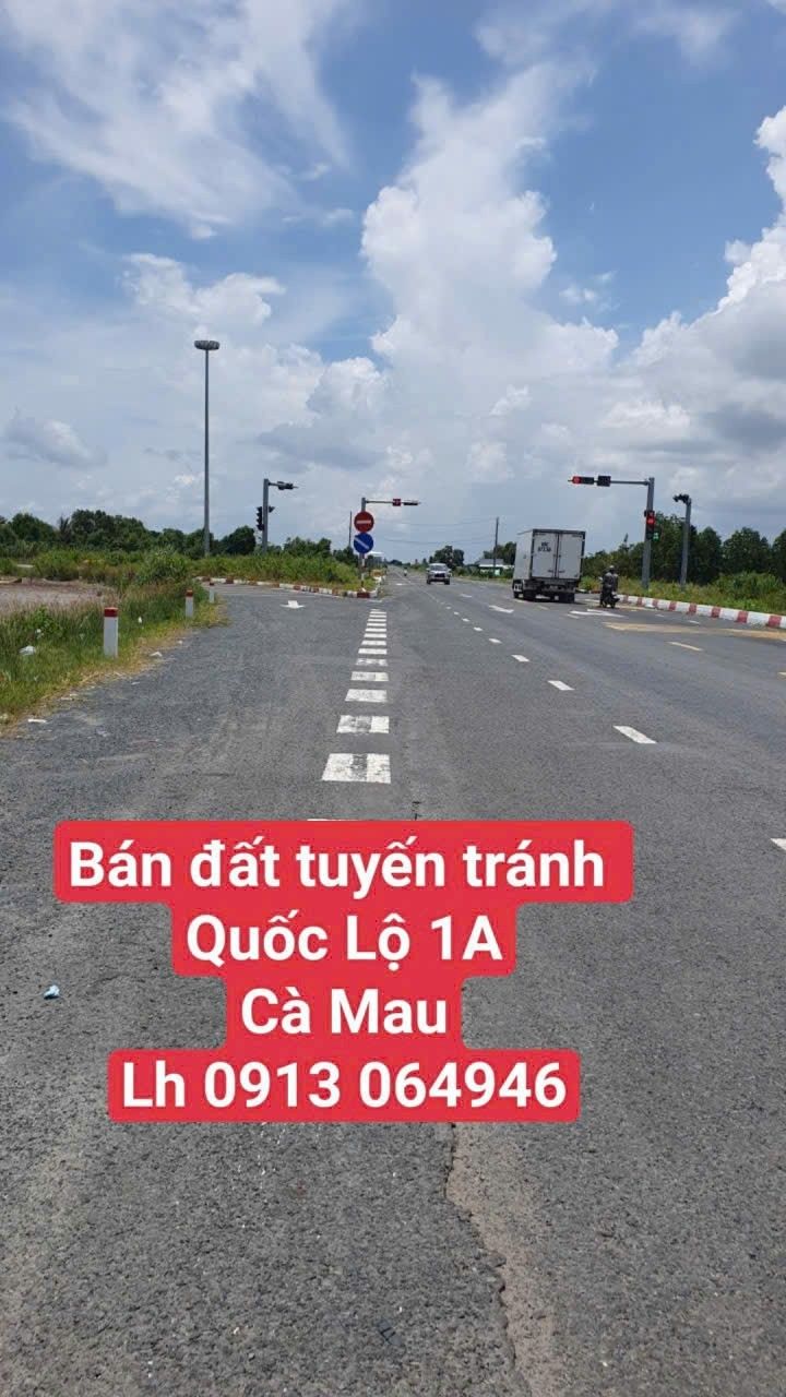 Bán đất Hòa Thành, Cà Mau 1100m² giá 3 tỷ - Đất nuôi trồng và kinh doanh lý tưởng!