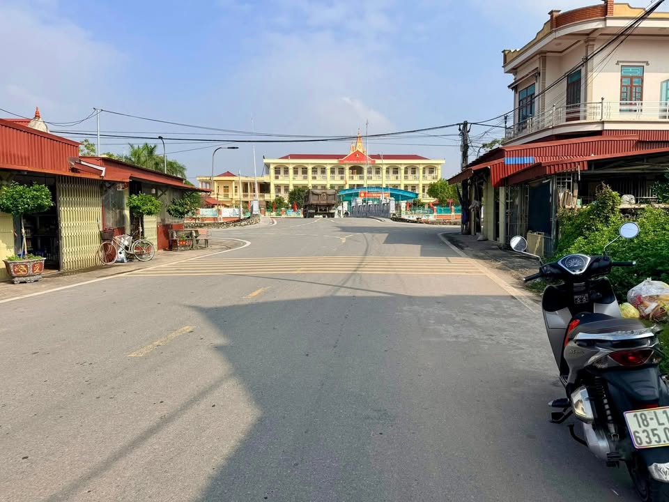 Đất nền Quỹ Nhất 105m² giá 1.8 tỷ - Sổ đỏ chính chủ sẵn giao dịch!