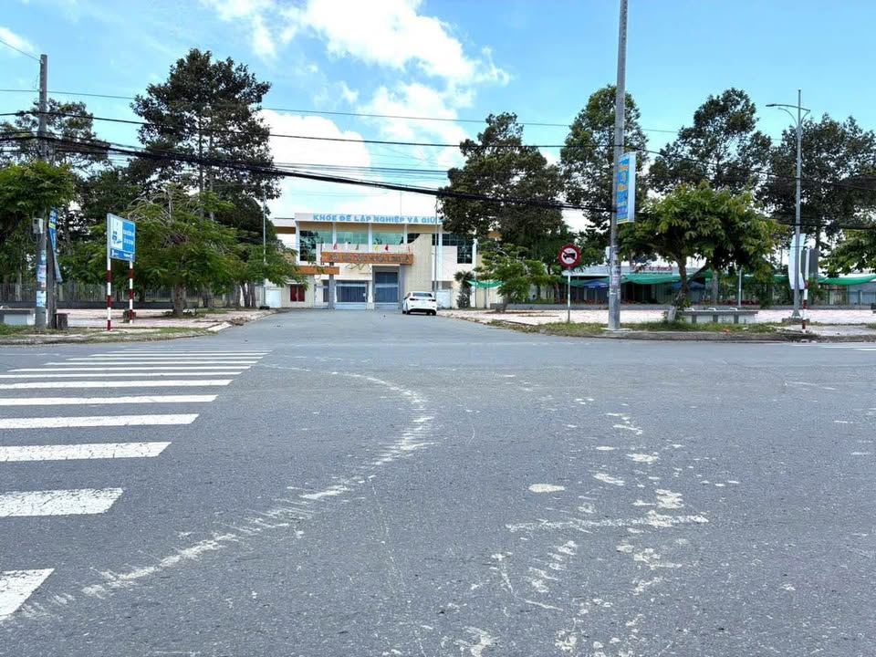 Đất Mặt Tiền 515,9m² Tại Xã Long Hồ, Vĩnh Long - Giá Chỉ 1.39 Tỷ!