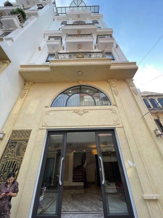 Nhà Phố Sài Đồng 64m² giá thương lượng - Thiết kế hiện đại, sang trọng!