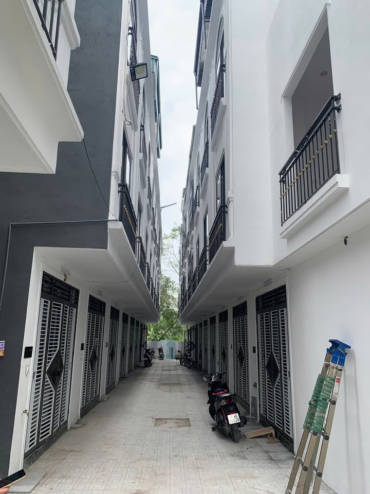 Nhà phố Cao Viên, Thanh Oai 36m² giá 3,5 tỷ - Ô tô đỗ trước cửa, thiết kế hiện đại!