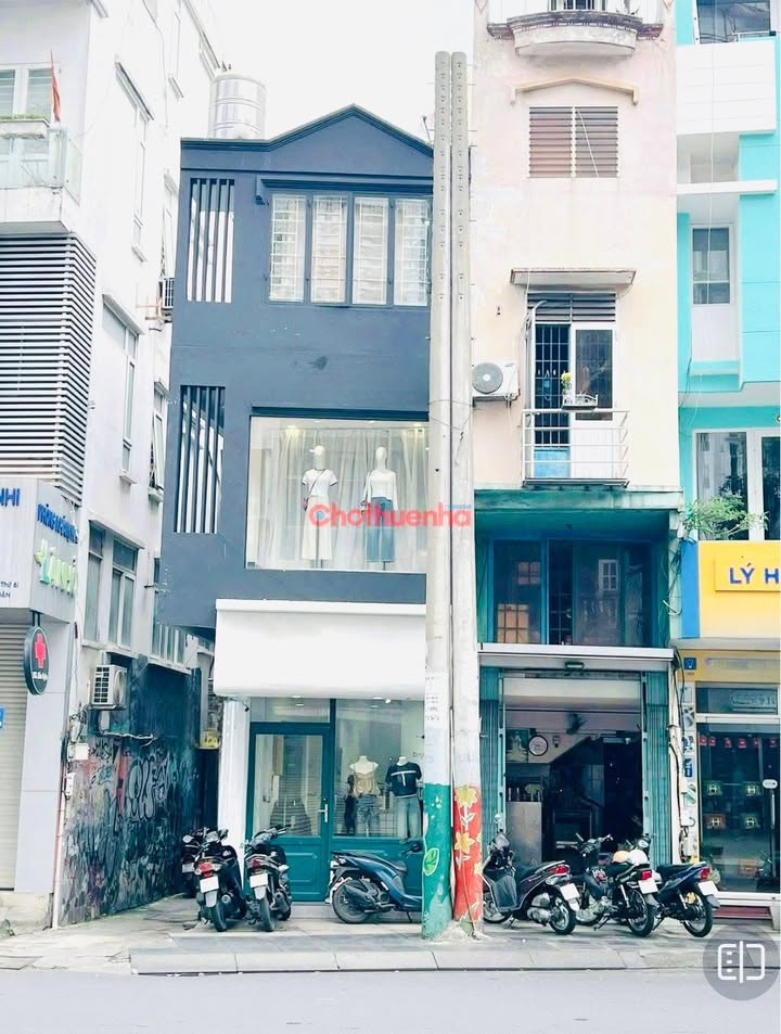 Cho thuê Front House 2 mặt tiền Trần Huy Liệu, Phú Nhuận 55m² - Vị trí đắc địa cho kinh doanh!