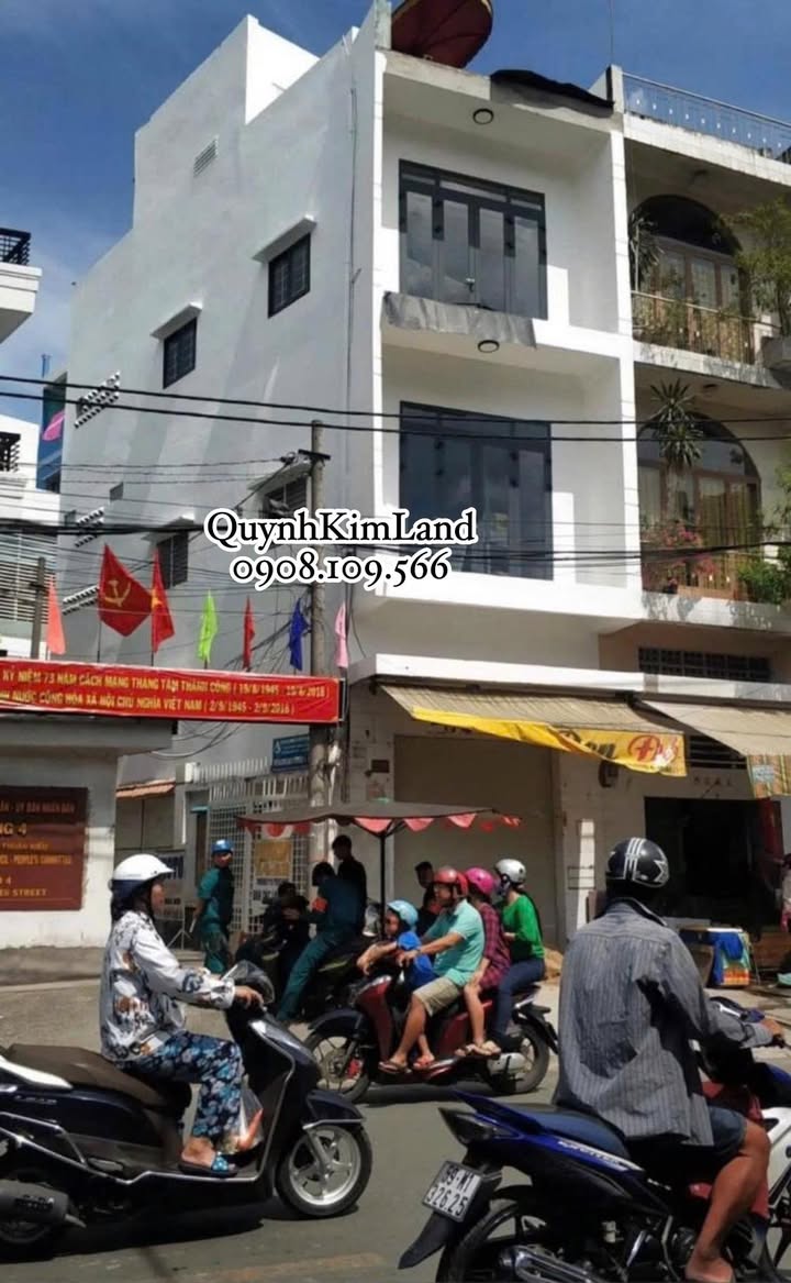 Nhà mặt tiền Thuận Kiều, Quận 11, 38.2m² giá 13 tỷ - Vị trí vàng kinh doanh sầm uất!