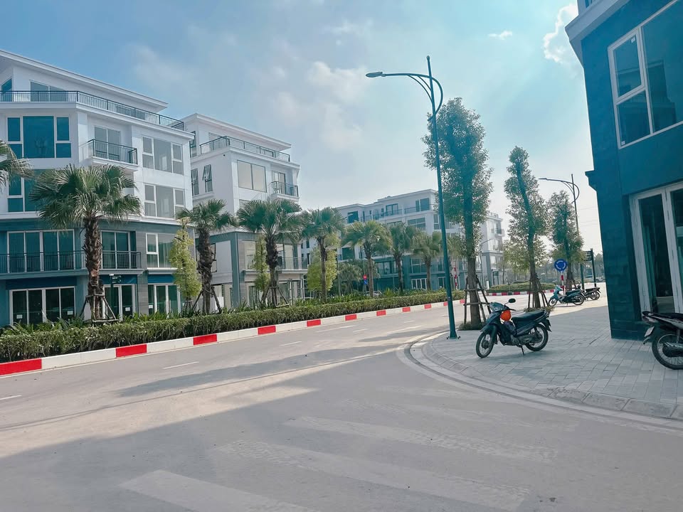 Townhouse KĐT Palm Manor Việt Trì 90m² giá 8.2 tỷ - Thiết kế hiện đại, sẵn sàng giao dịch!