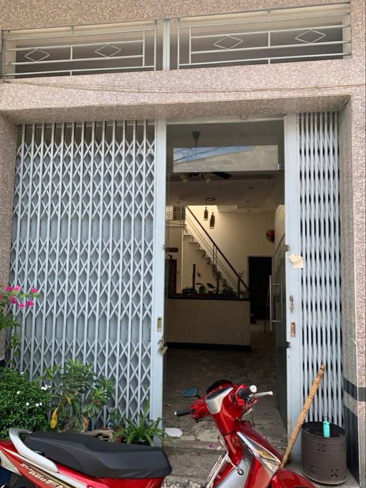 Nhà góc hẻm xe tải đường Tỉnh Lộ 10, Bình Tân 60m² giá 4.85 tỷ - Sổ hồng riêng, vị trí đắc địa!