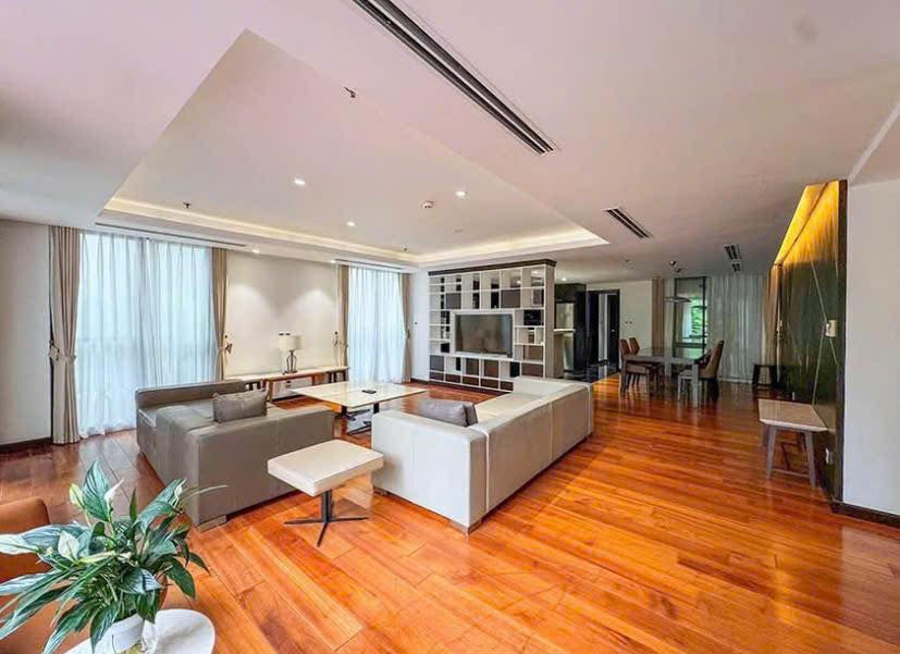 Căn hộ cho thuê Lý Thường Kiệt, Hoàn Kiếm 245m² - Sang trọng, tiện nghi, sẵn sàng vào ở!