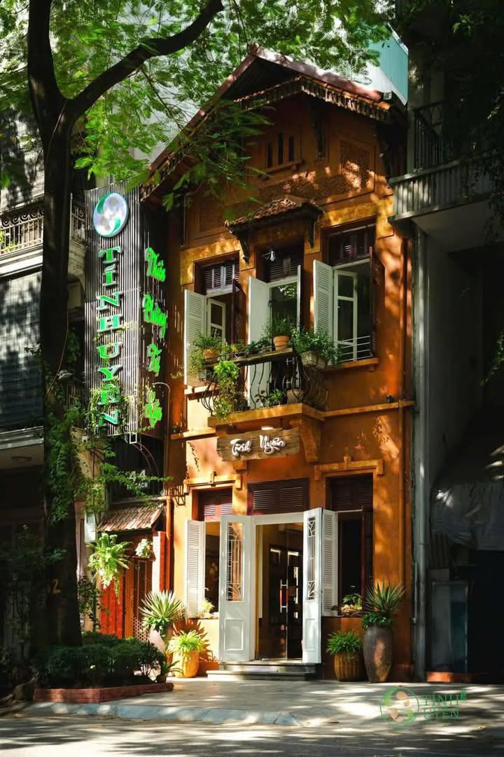 Mặt bằng kinh doanh ăn uống Trương Định, Hai Bà Trưng 120m² - Vị trí siêu đắc địa!