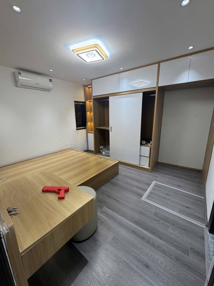 Căn hộ Tập thể Trại Găng Hà Nội 40m² giá 2.9 tỷ - Sổ đỏ chính chủ, vị trí trung tâm!