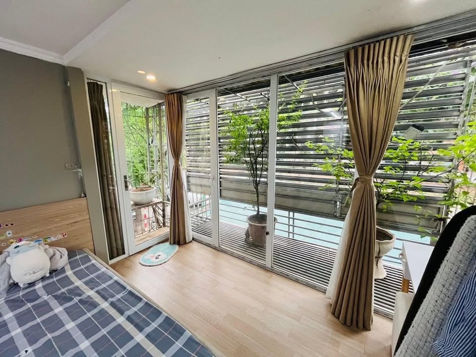 Căn hộ Tập thể Kim Mã, Giảng Võ 120m² giá thỏa thuận - Sân rộng cực chill!