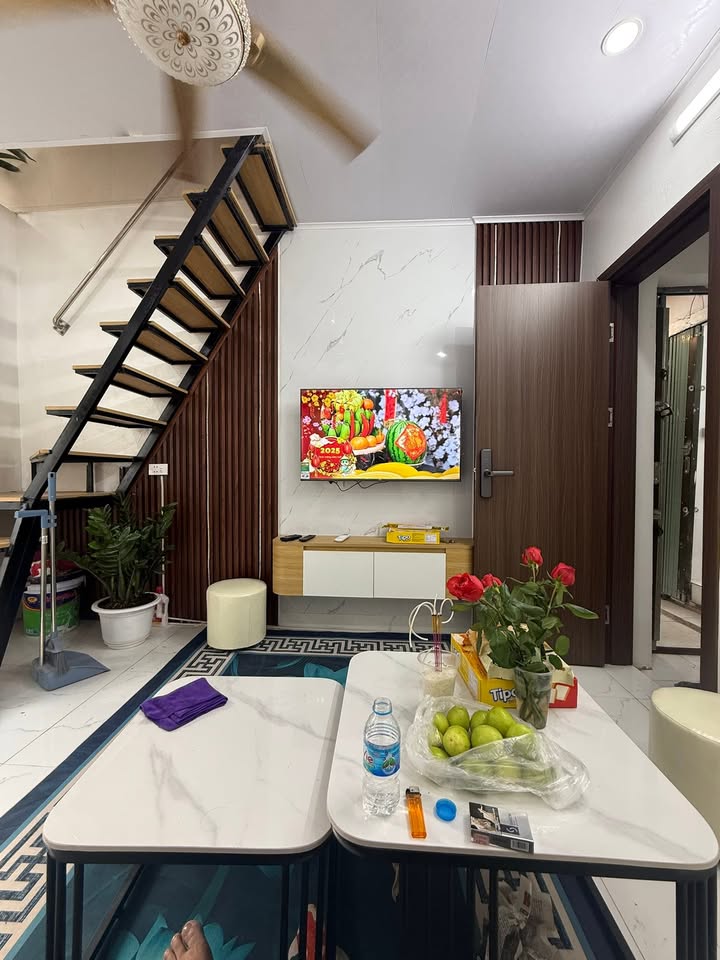 Căn hộ tập thể Bạch Mai 60m² giá 2 tỷ - Chính chủ giao ngay!