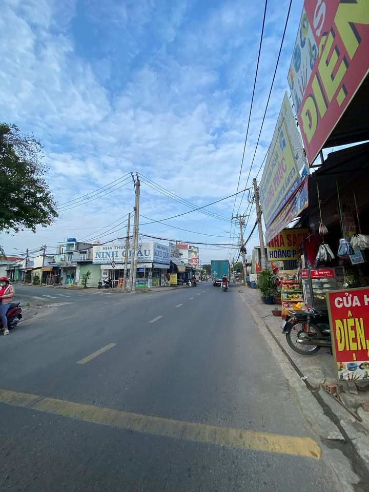 Nhà mặt tiền kinh doanh Nguyễn Thị Ngâu, 52m² chỉ 3.5 tỷ - Đầu tư sinh lời ngay!