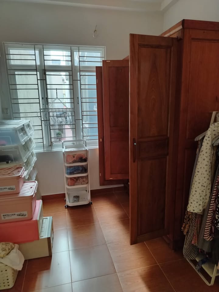 Nhà 4 tầng tại 302 Văn Cao, Hải Phòng - Diện tích 40m² giá 2.7 tỷ - Đầu tư sinh lời hấp dẫn!