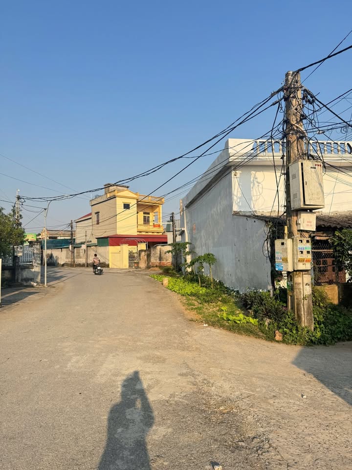 Đất nền Yên Mỹ 150m² giá chỉ 1,3 tỷ - Lô góc 2 mặt tiền, thổ cư 100%!