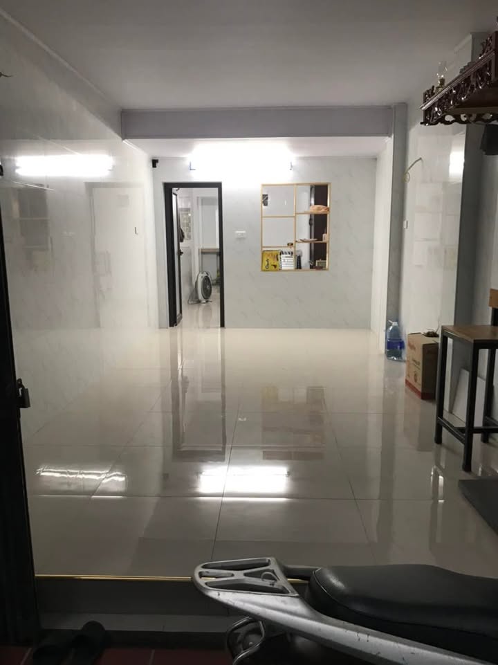 Căn hộ cho thuê Ngõ 67 Thái Thịnh 35m² - Tiện nghi, giao thông thuận lợi