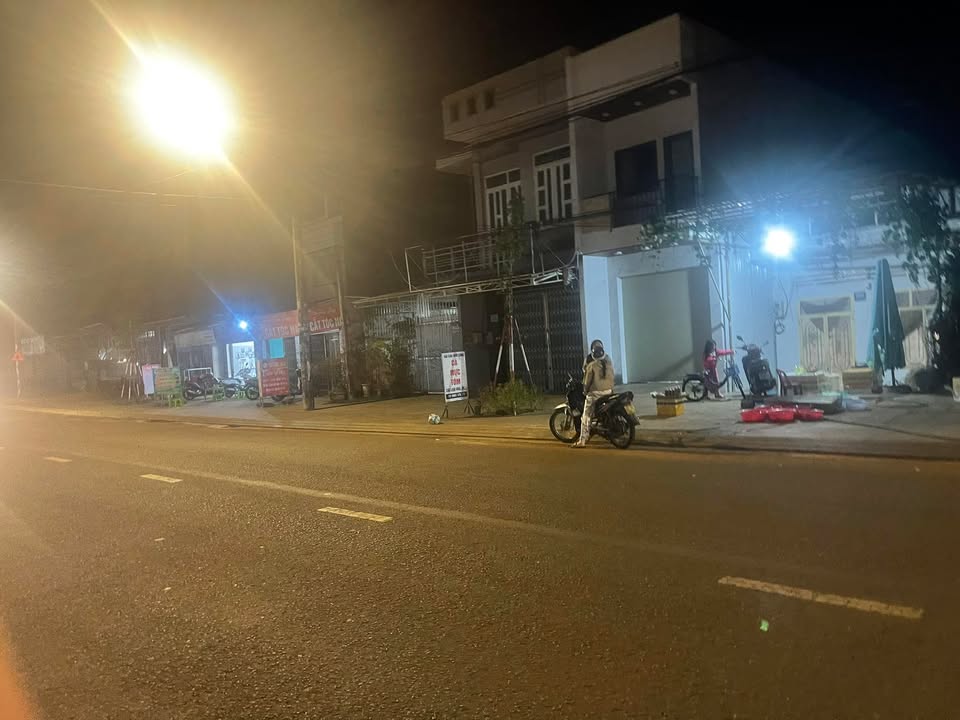 Bán đất mặt tiền đường Nguyễn Viết Xuân, Pleiku 121.5m² - Cơ hội đầu tư sinh lời!