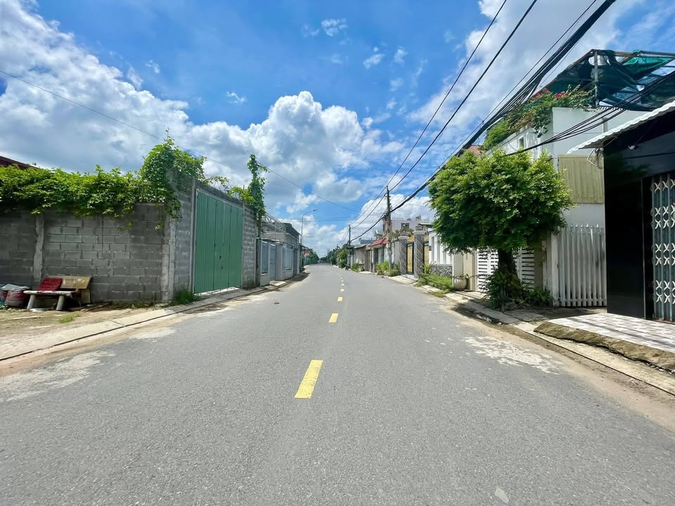 Đất mặt tiền đường Trần Ngọc Giải, Mỹ Tho, 140m² - Giá 3 tỷ, thích hợp đầu tư!