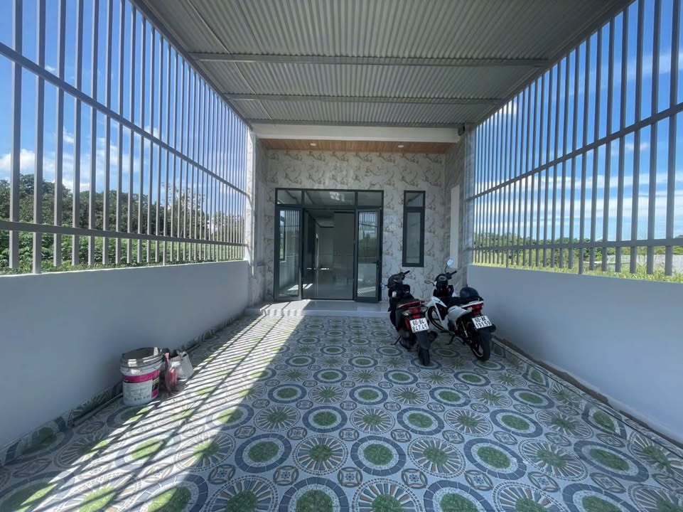 Nhà riêng Trảng Bom 120m² giá 1.4 tỷ - Sổ hồng chính chủ, vị trí đắc địa gần trường học