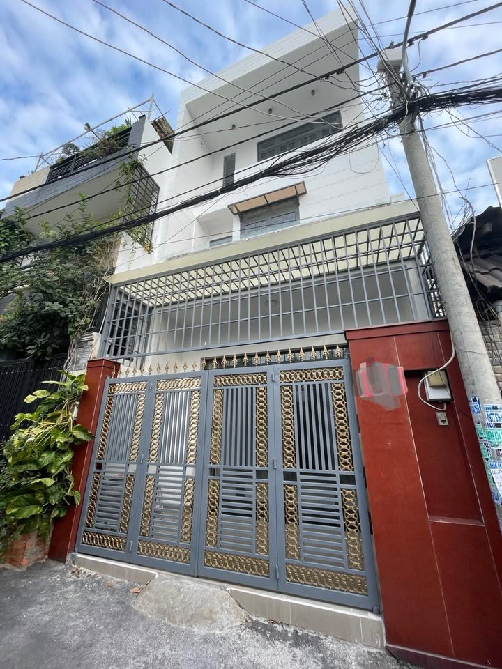 Nhà 3 tầng Tăng Nhơn Phú A 56m² giá 7.15 tỷ - Ở ngay, không cần sửa chữa!