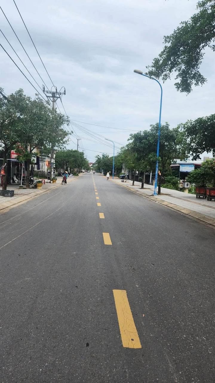 Đất kinh doanh mặt tiền Nguyễn Chí Thanh Đông Hà 99m² giá 1.7 tỷ - Cơ hội đầu tư không thể bỏ lỡ!