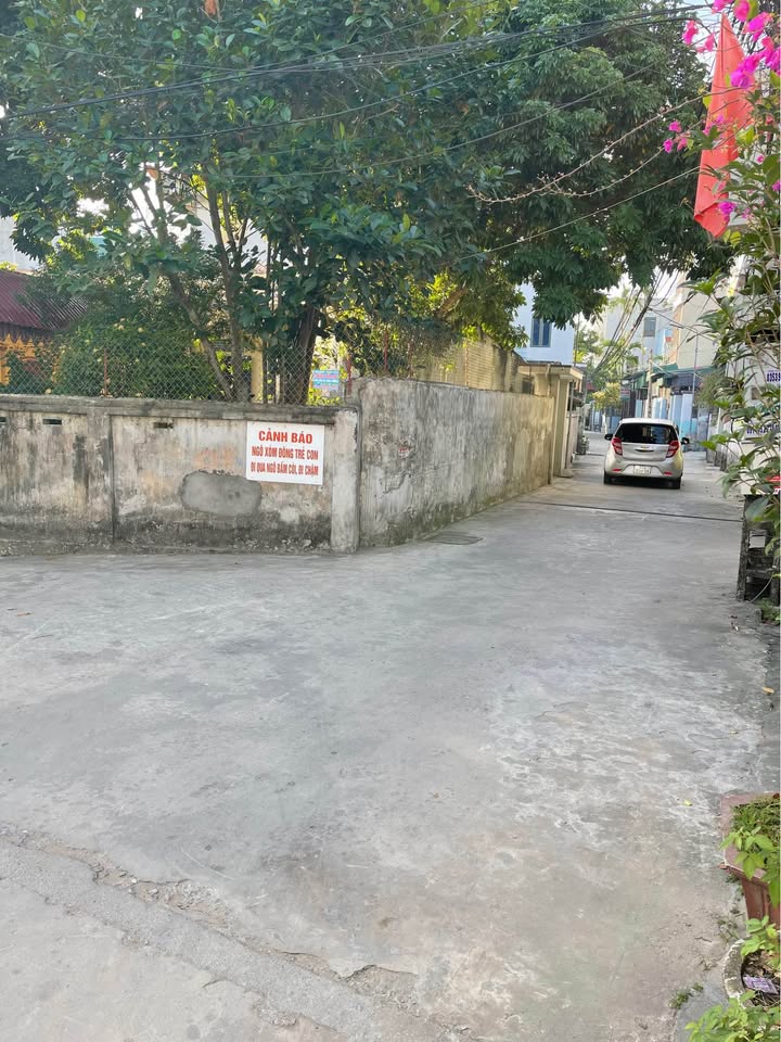 Đất nền Đại Lai 2 Phú Xuân Thái Bình 70m² giá 1 tỷ - Đường ô tô thông thoáng!