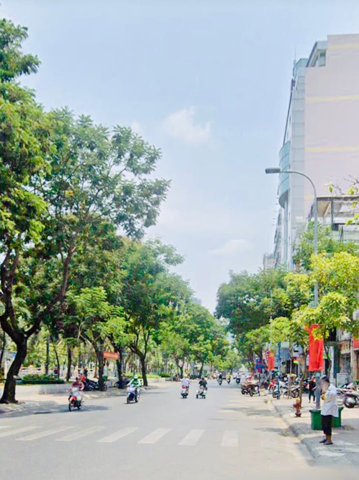 FrontHouse 65m² Phạm Ngũ Lão Q1, giá 23 tỷ - Đầu tư sinh lời ngay!