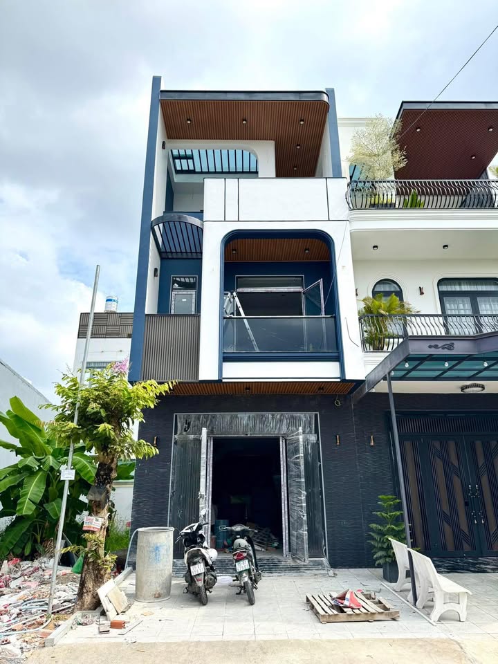 Nhà hiện đại 80m² đường D14, Cần Thơ - Chính chủ bán gấp 5 tỷ!