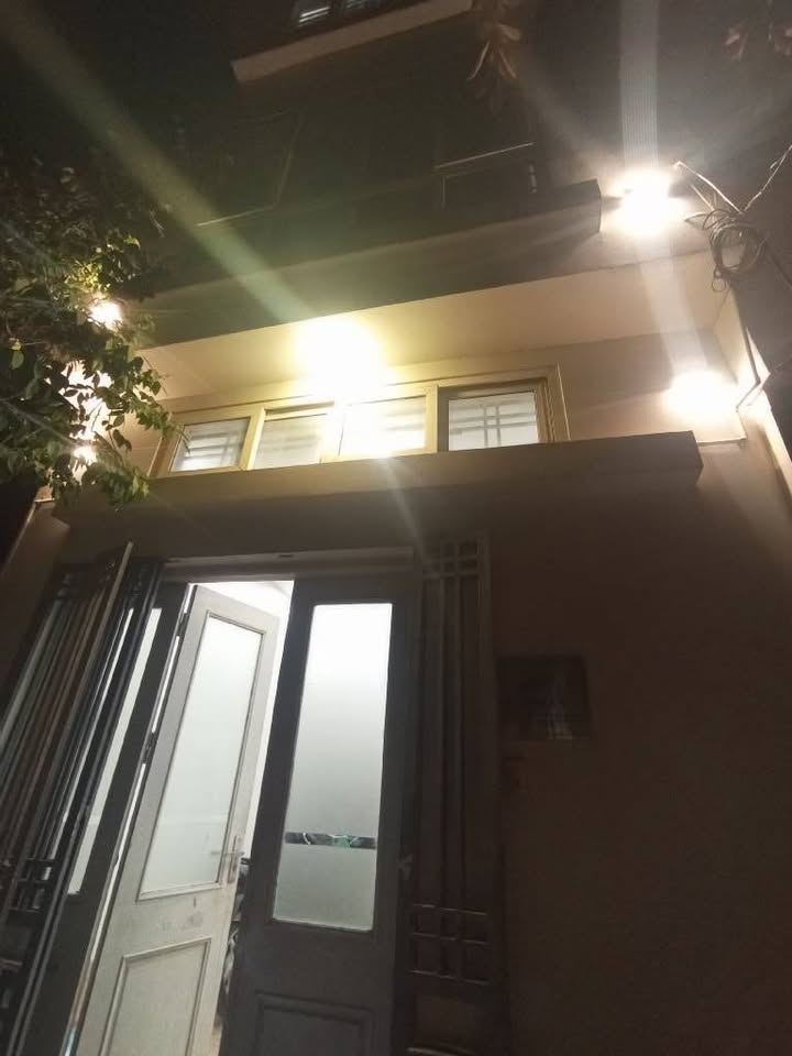 Nhà đẹp Phú Thượng 51m² giá 13.8 tỷ - Đầu tư sinh lời vượt trội!