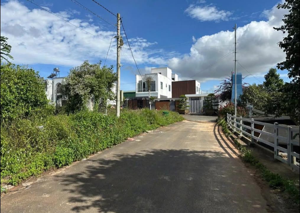 Đất thổ cư Hiệp Thạnh, Đức Trọng 125m² giá 1.8 tỷ - Vị trí đẹp, thuận tiện đi lại!