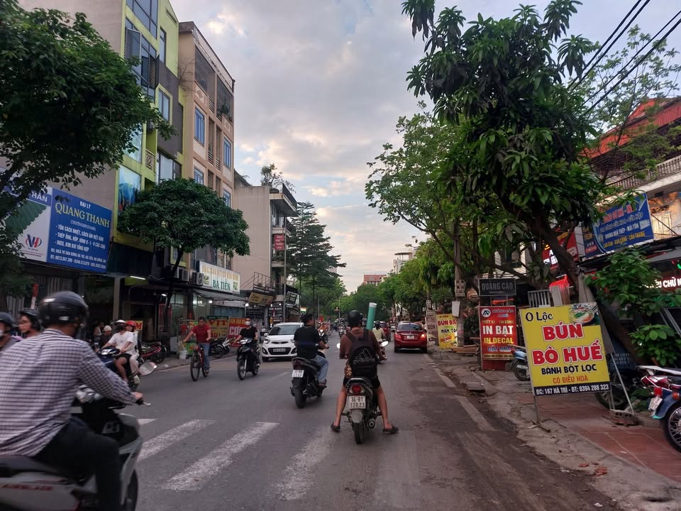 Mặt phố Lưu Phái Thanh Trì 52m² giá thỏa thuận - Lô góc 2 mặt tiền kinh doanh sầm uất!