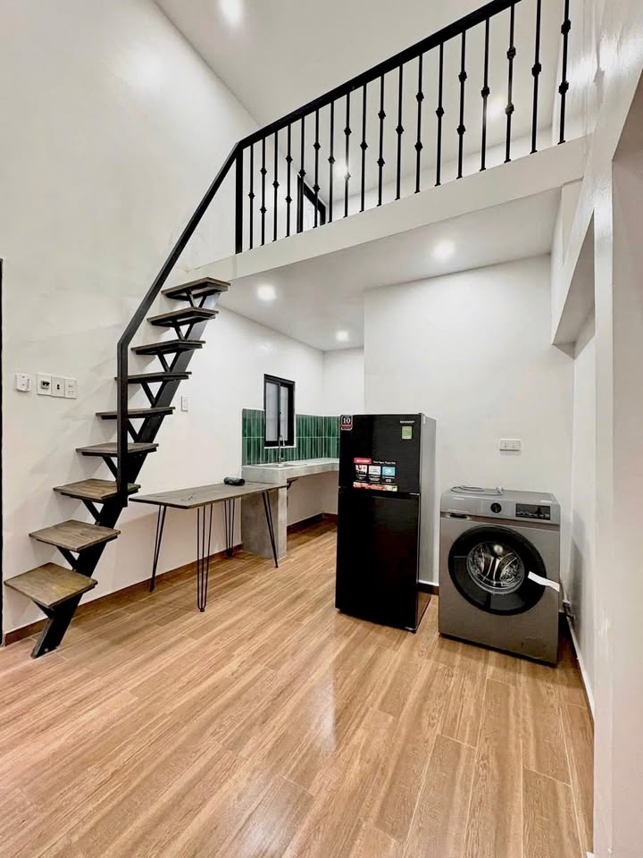 Minihouse cho thuê tại đường Hoàng Quốc Việt 25m² giá 3.6 triệu - Full nội thất cao cấp!