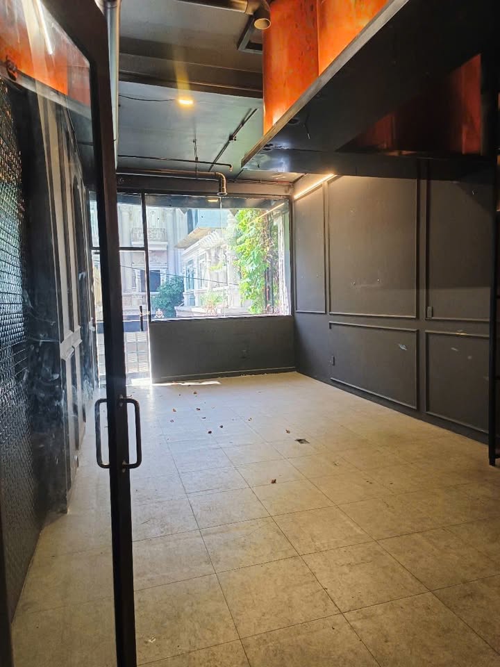 Bán gấp FrontHouse 2 mặt tiền Nguyễn Đình Chiểu, quận 1, 77m² giá 28.5 tỷ - Đầu tư sinh lời ngay!