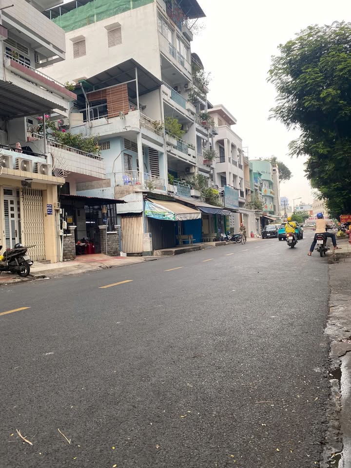 Nhà phố mặt tiền Nguyễn Thái Bình, Tân Bình 72m² giá 21.8 tỷ - Cơ hội kinh doanh tuyệt vời!