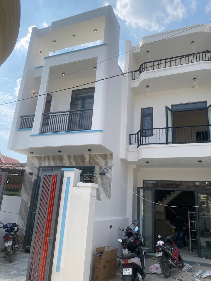 Nhà lầu trệt Thuận Giao 98m² giá 3.2 tỷ - Không thể bỏ lỡ!