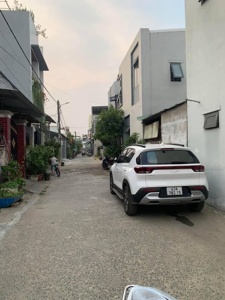 Nhà cấp 4 Đà Nẵng 128m² giá 3.65 tỷ - An ninh tốt, tiện nghi đầy đủ!