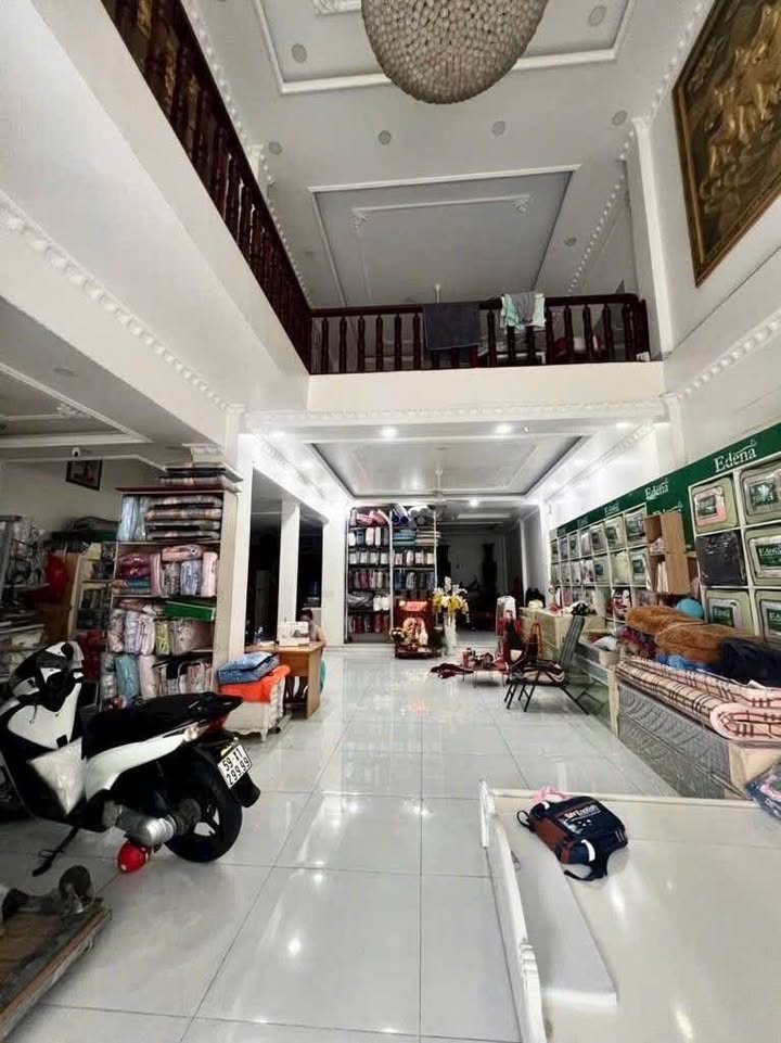 Mặt tiền kinh doanh đỉnh Tên Lửa 410m² giá 42 tỷ - Dòng tiền 100 triệu/tháng!