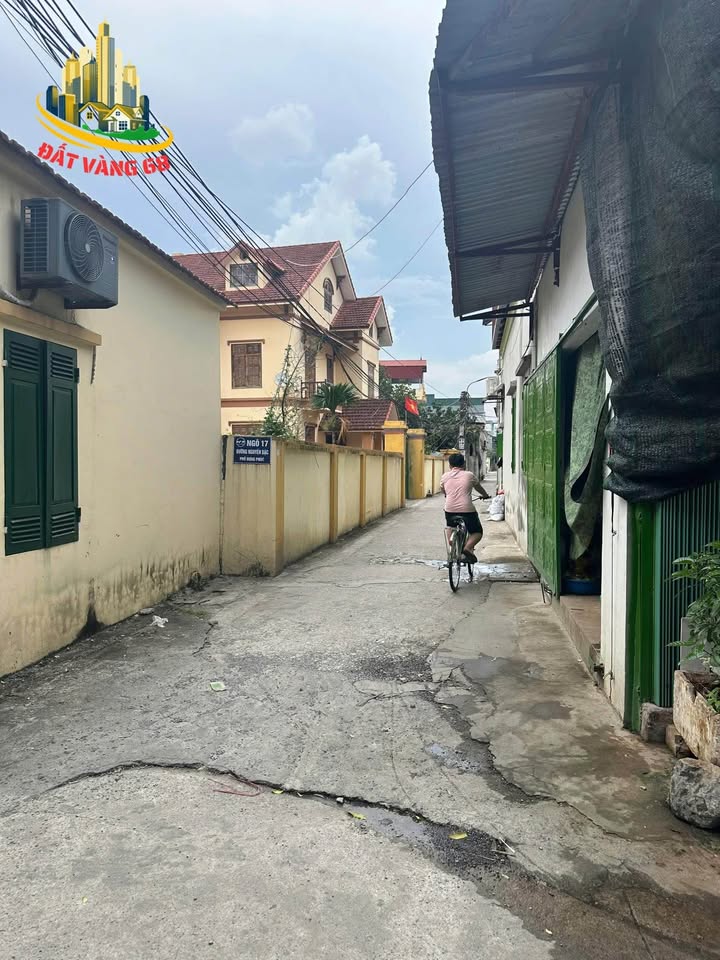 Nhà đẹp ngõ 17 Đường Nguyễn Bặc, Ninh Khánh 56m² giá 3 tỷ - Gần phố cổ, đầy đủ tiện ích!